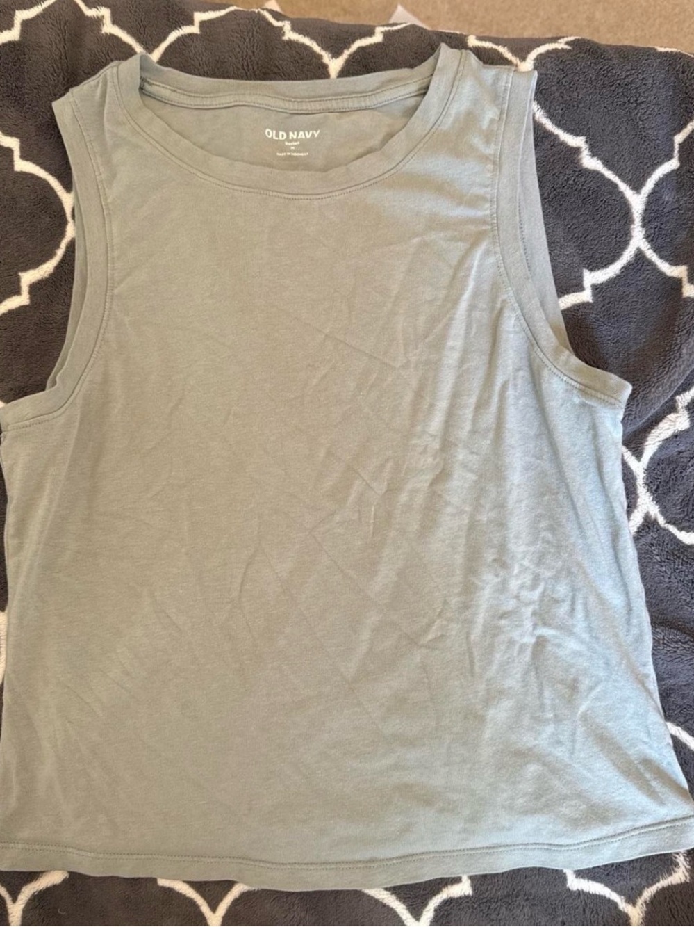 Old Navy Men’s Light Sage Green Sleeveless Tank